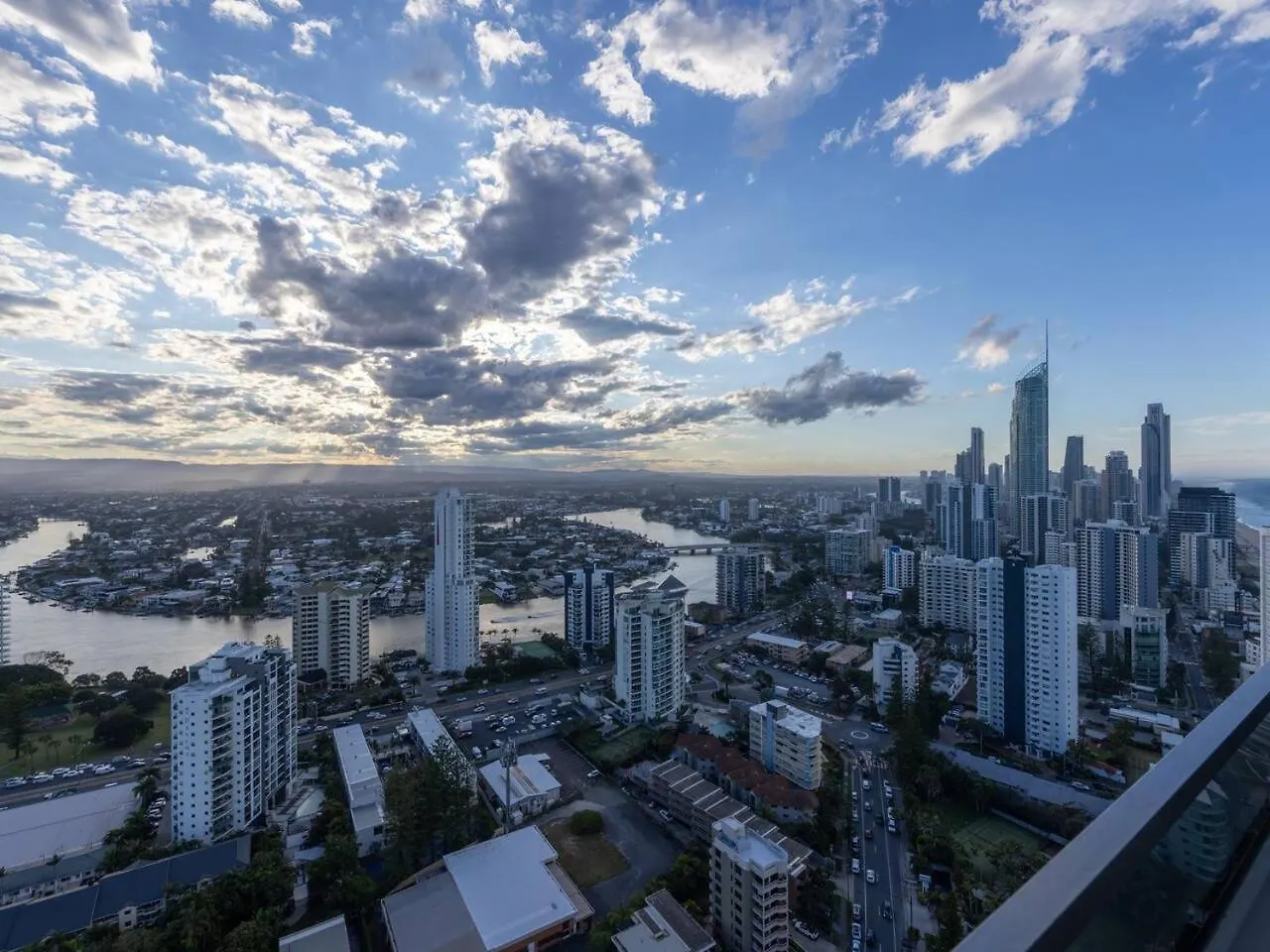 5-Star Highfloor Oceanview Dream Home In Paradise Gold Coast